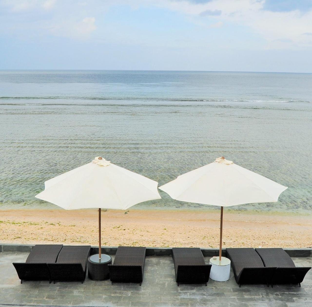 Pradana Beach Inn Luxury Batununggul Buitenkant foto